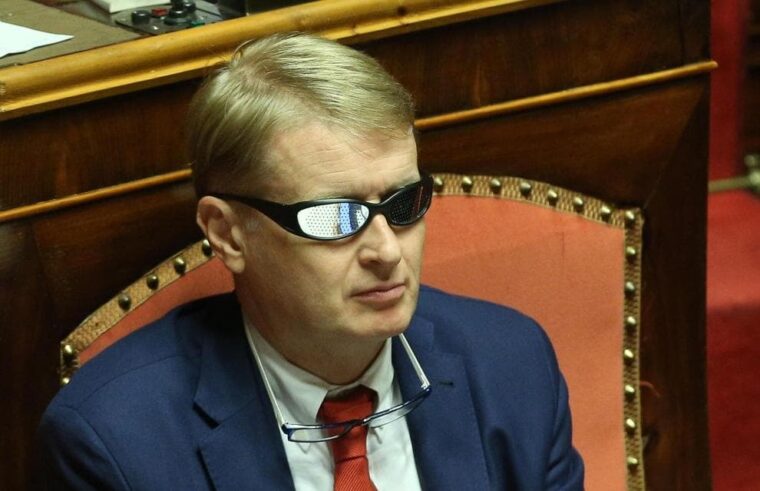 Malan lascia Berlusconi e sposa Meloni, perché (politicamente parlando) tocca fare a capirsi