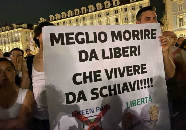 Tutti in piazza!!! (…ma NON contro il sollevamento del divieto di licenziare, ad esempio)