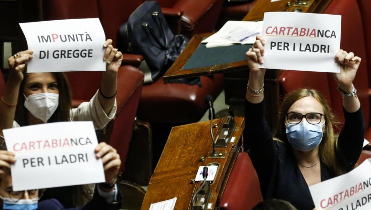 E alla fine danno l’ok anche alla riforma della giustizia: 458 sì alla seconda fiducia