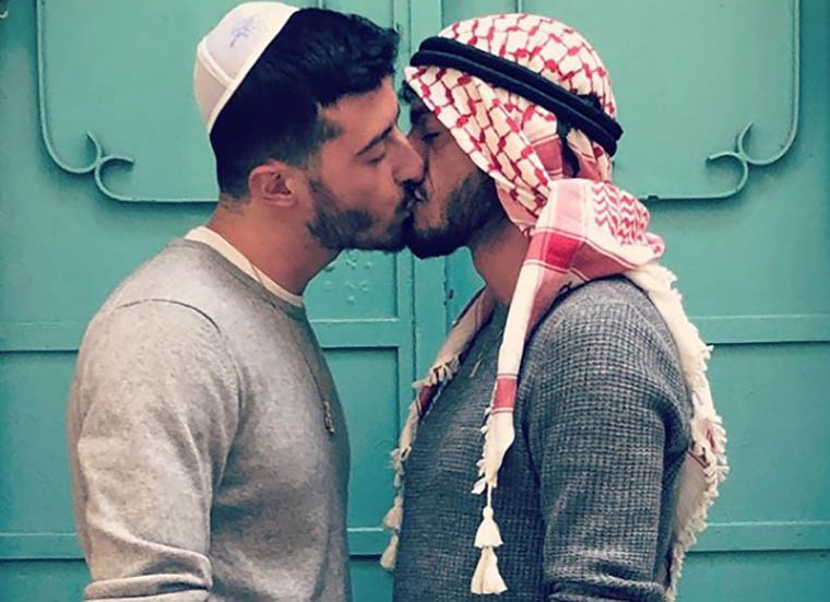 Finché alla gente fanno più schifo due uomini che si baciano di due uomini che si ammazzano…