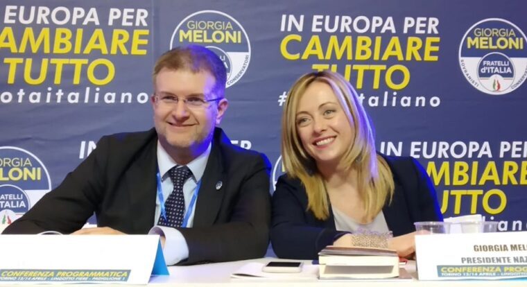 E’ vietata la riorganizzazione, sotto qualsiasi forma, del disciolto partito fascista, Costituzione Italiana