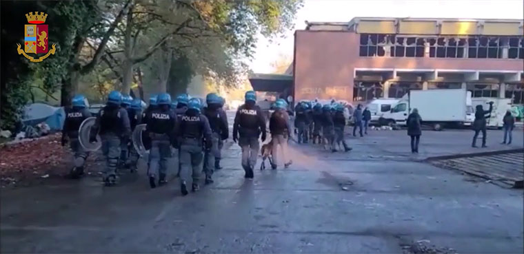 Torino. Rave Party tra Nichelino e Beinasco: intervengono le Forze dell’Ordine. Videonotizia