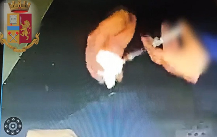 Falsi vaccini a pagamento: o del peculiare e spiccato senso per l’onestà e per gli affari dei No Vax….