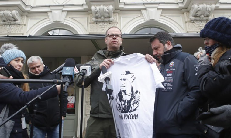 Metti che a Salvini (e alla Lega) siano sfuggiti i fatti in Russia