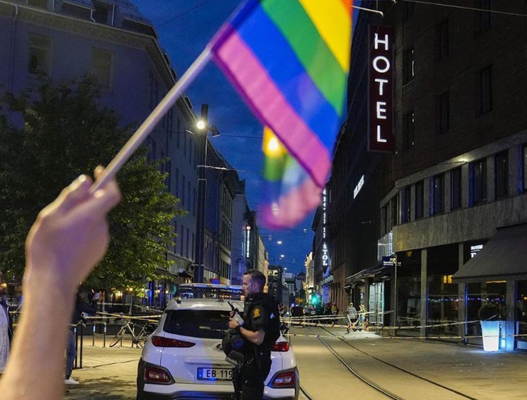 Attacco terrorista ad Oslo provoca almeno due morti e 21 feriti. Il premier: “Attacco atroce contro innocenti”