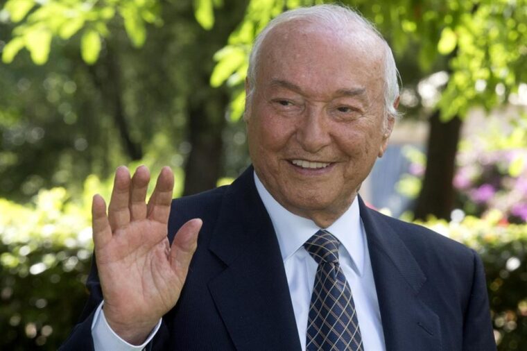 L’ultimo saluto a Piero Angela