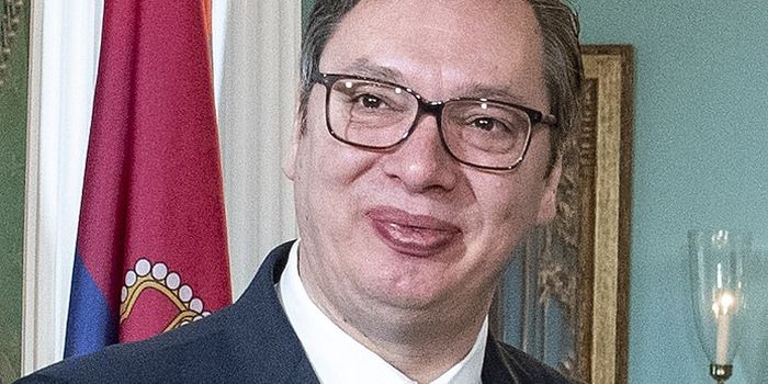 Scontri al confine tra Kosovo e Serbia, Mosca gongola: “Belgrado pronta alle armi”