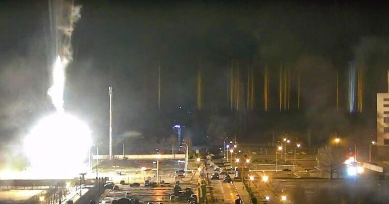 A Zaporizhzhia 40 razzi vicino alla centrale nucleare