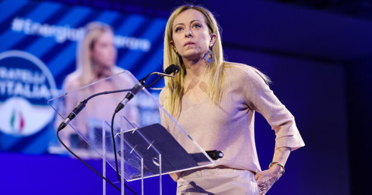 Da monarchia assoluta a monarchia illuminata: sempre Meloni è