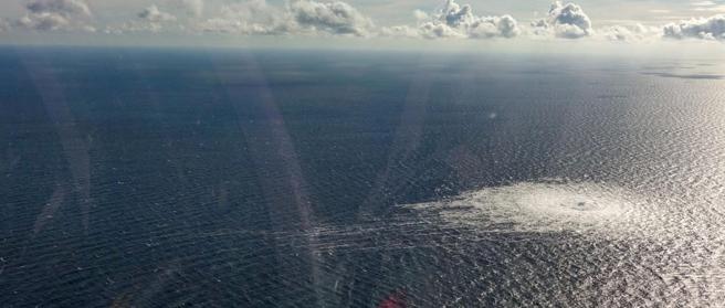 Esplosioni sottomarine nel Mar Baltico. Il mare ribolle