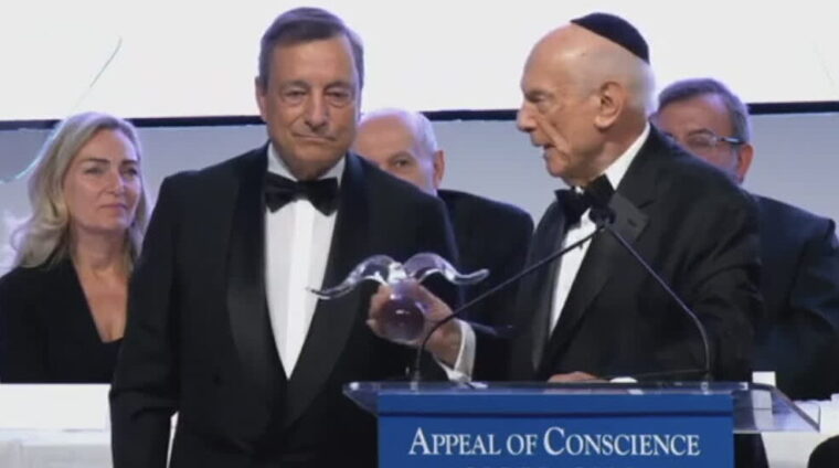 A Mario Draghi il “World Statesman Award”