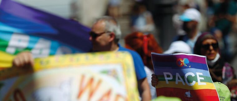 Sul pacifismo apre “lo scannatoio delle opposizioni”, naturalmente in nome dell’Ucraina