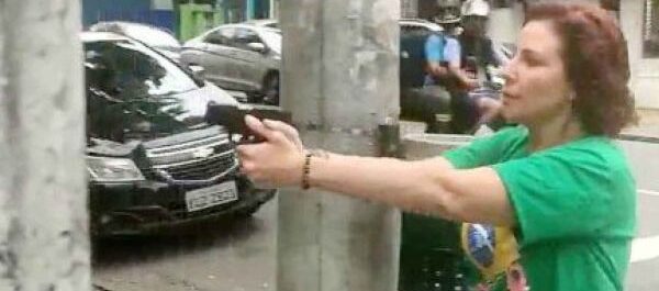 Caos in Brasile. I “bolsonaristi” invocano i Federali per “ristabilire l’ordine”