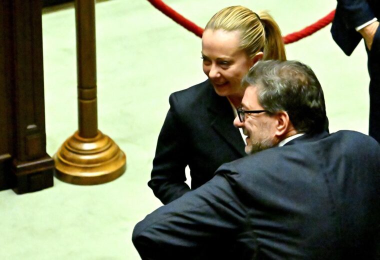 I bluff di Meloni: l’azzeramento dell’Iva per pane, pasta e latte vale 22 euro all’anno