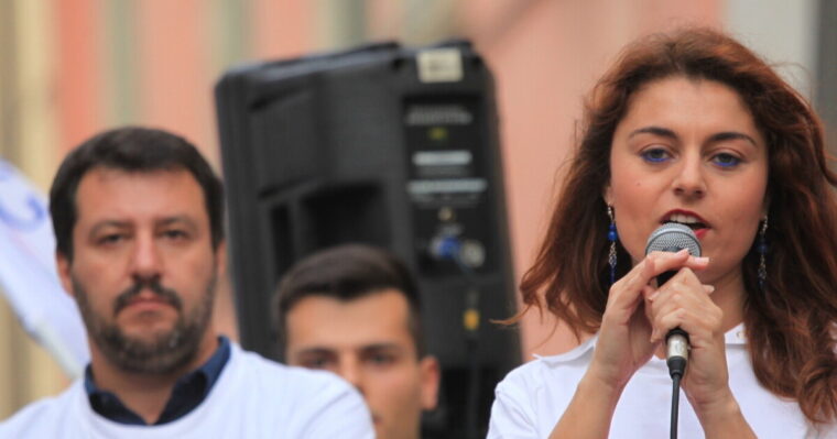 Quando Bossi e Salvini erano comunisti e Ceccardi taceva