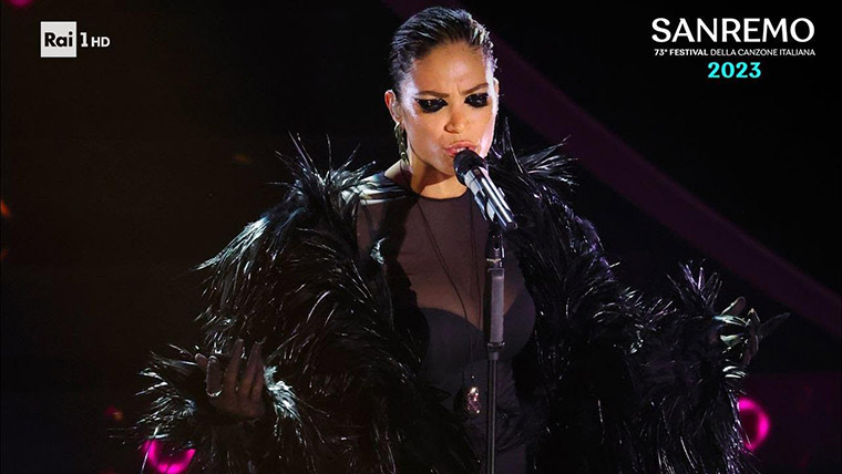 Sanremo 2023, un grande Benigni. Elodie Favolosa e Mengoni da vittoria. Esplode lo share: 62,4%