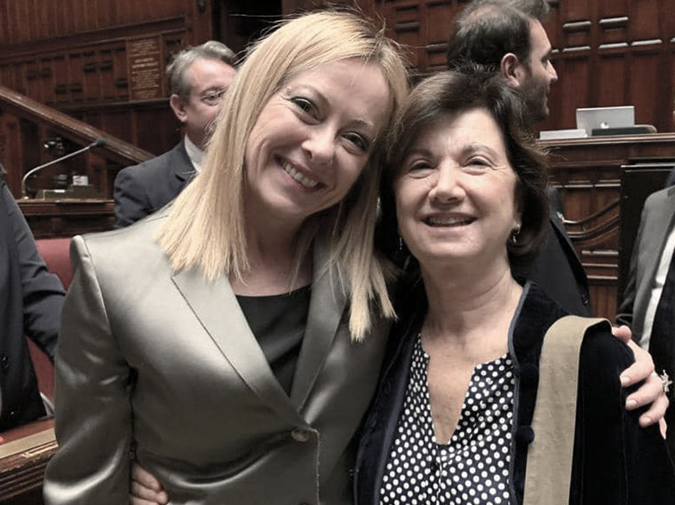 O di quando la politica sceglie di mostrare il peggio per dire al Cittadino: “Comando io”