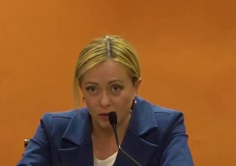 Se Meloni si vittimizza: “Non sono stata fortunata”, sarà perché non è stata proclamata regina?