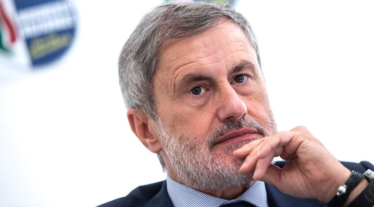 Arrestato e portato a Rebibbia l’ex sindaco di Roma Gianni Alemanno