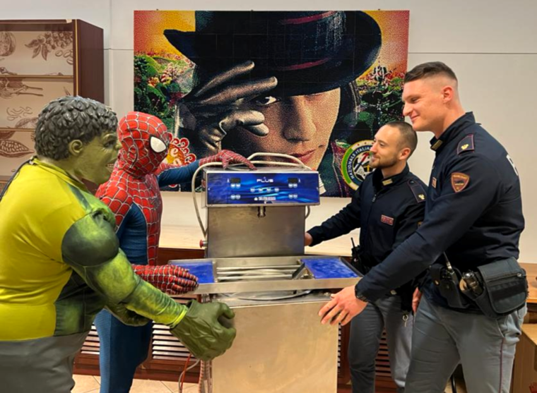 La Polizia di Stato restituisce un macchinario rubato a una Onlus