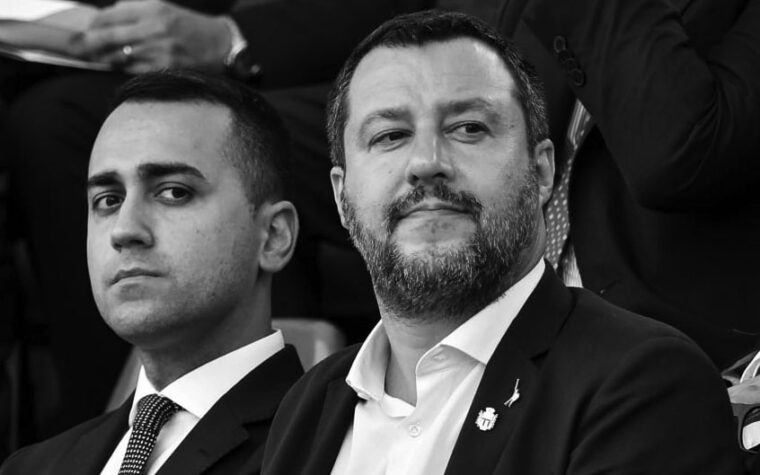 Il vicepresidente del Consiglio Salvini esulta per l’abolizione del Reddito di Cittadinanza approvato dal Conte Uno di cui era vicepresidente Salvini