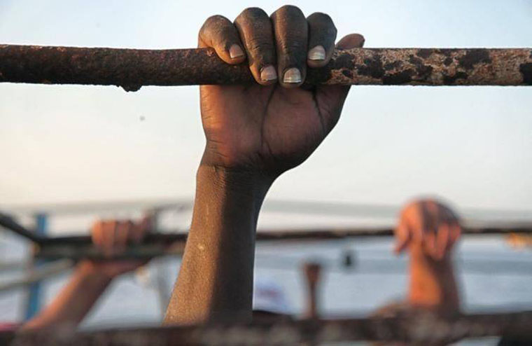 I pensieri infidi quali “mica possiamo aiutare tutti”. Il comunicato stampa del PSI