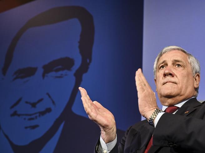 Antonio Tajani, “L’Opposizione pensi a guadagnare voti”: disse quello del 7% e un po’…