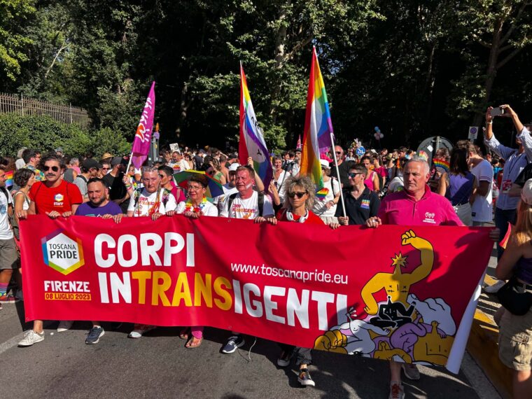 Cinquantamila persone al Toscana Pride di Firenze: una grande festa arcobaleno