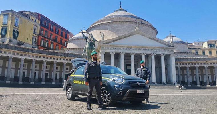 Napoli. Sequestrati oltre 37 mila articoli e 133 consolle con all’interno 29 mln di giochi “piratati”