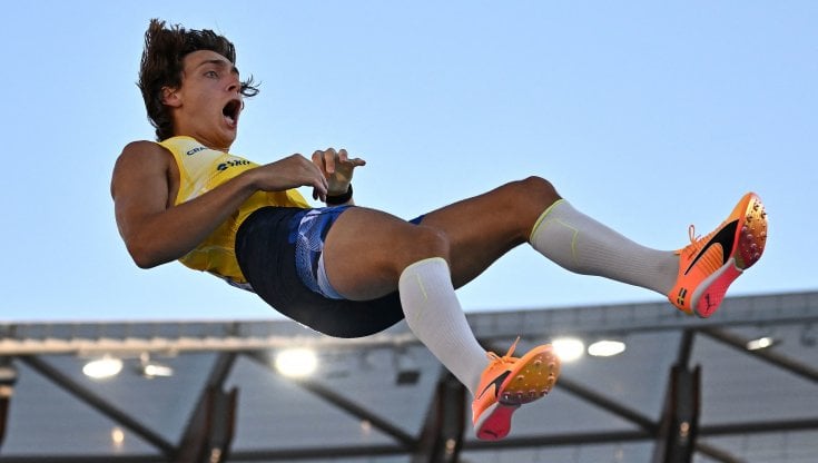 Duplantis vola a 6.23 nell’asta