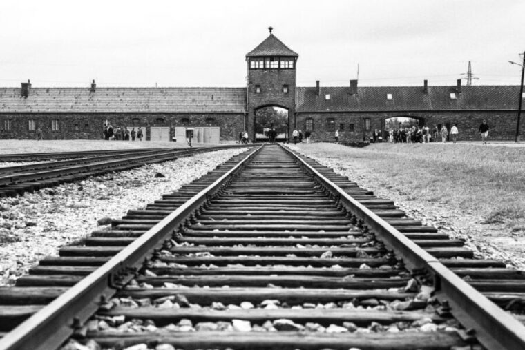 Roma per la Memoria: torna il viaggio delle scuole della Capitale ad Auschwitz-Birkenau