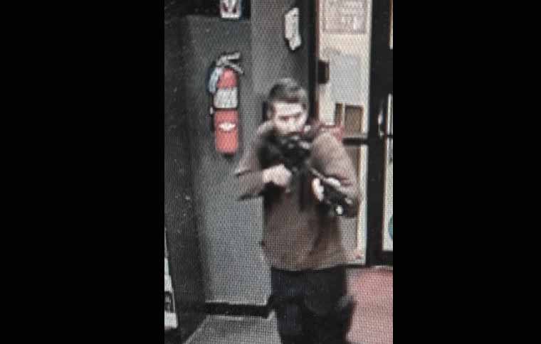 Trovato morto lo sparatore del Maine