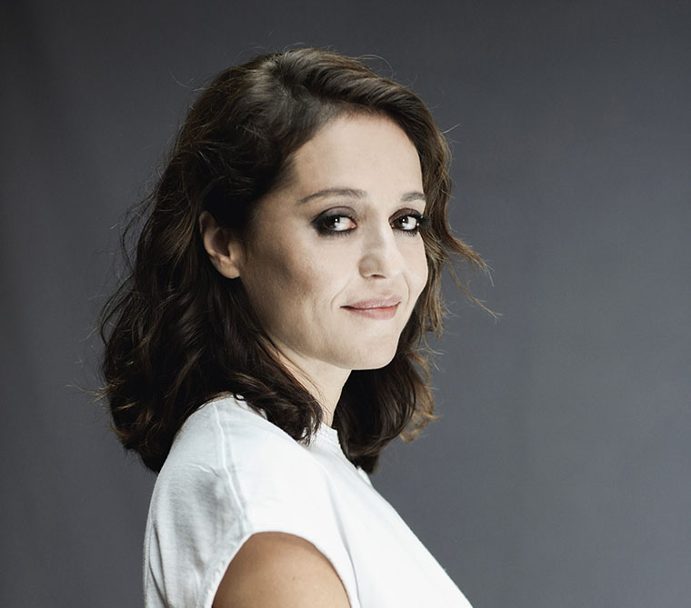 Vanessa Scalera ad Asti. Lo spettacolo anticipato al 16 dicembre