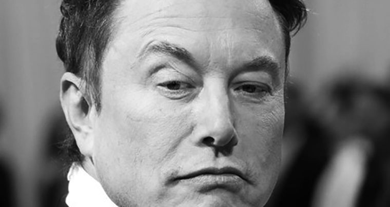 Tesla ha un problemino: due milioni di auto sul mercato necessitano di “aggiornamento”