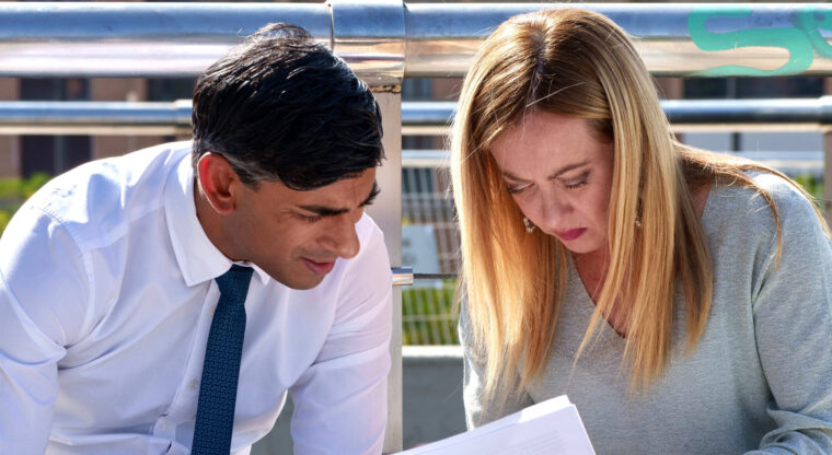 Meloni annuncia un nuovo accordo sui migranti col Regno Unito di Sunak: non c’è due senza tre