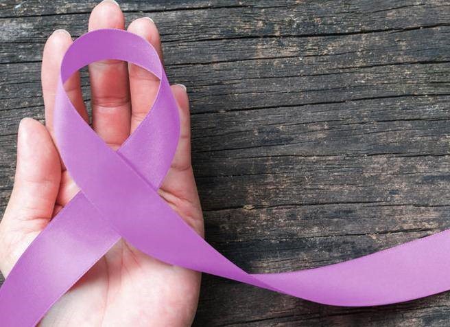 La manovra 2024 ha tagliato i fondi per i disturbi alimentari, a rischio almeno 22mila ragazzi