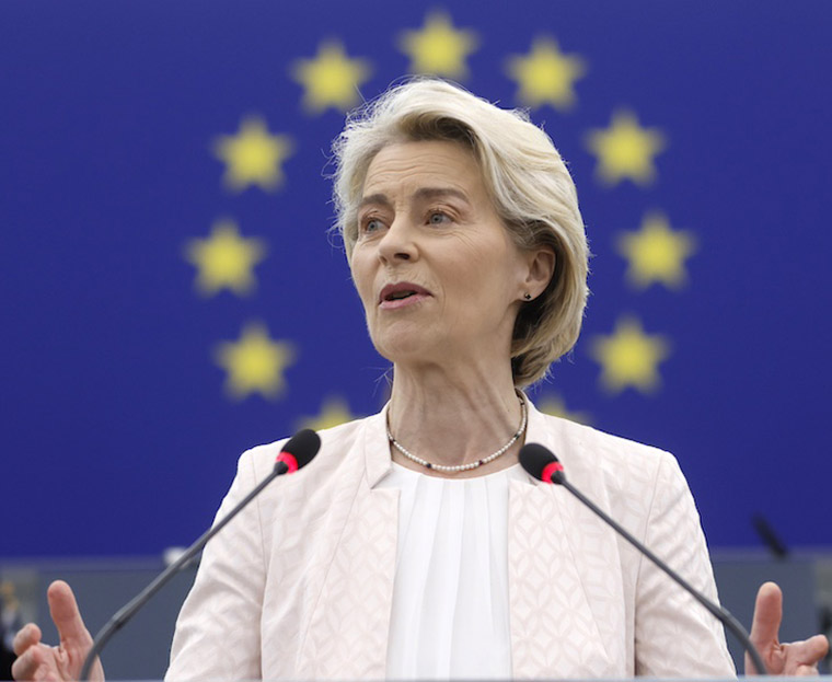 Von der Leyen eletta alla prima votazione con 401 voti