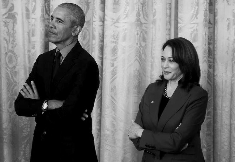 Gli Obama con Kamala Harris: “Yes she can”