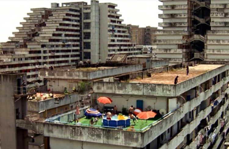 Il Sindaco di Napoli ha ordinato lo sgombero delle Vele di Scampia