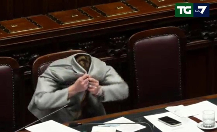 Le llaman la desaparecida