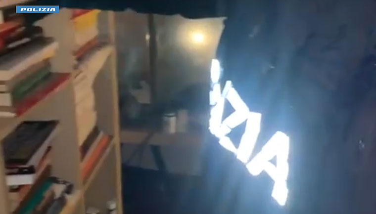 Smantellata la sigla neonazista “Werwolf Division” che evoca i “lupi mannari” di Himmler