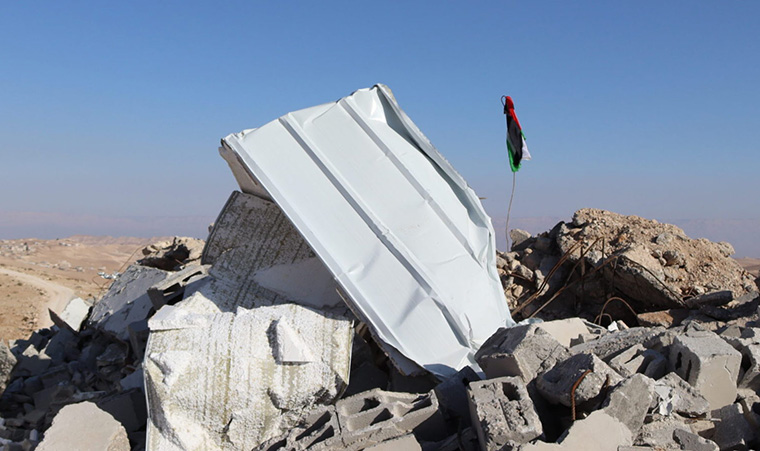 Attentato a Tel Aviv, 4 accoltellati: uno è grave. Assalitore ucciso