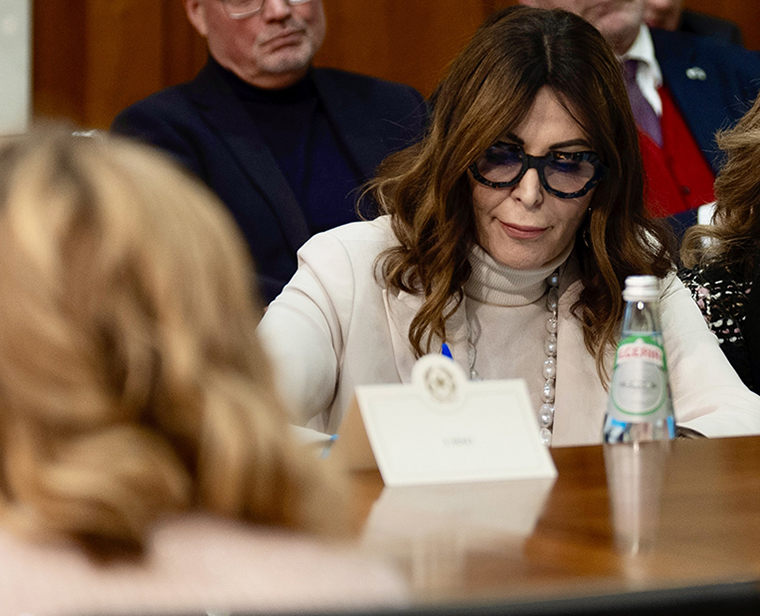 Non mi dimetto e non mi dimetto e non mi dimetto