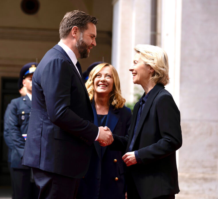 JD Vance di Meloni: “E’ una costruttrice di ponti”. E c’è da sperare che vada meglio che con quello sullo Stretto