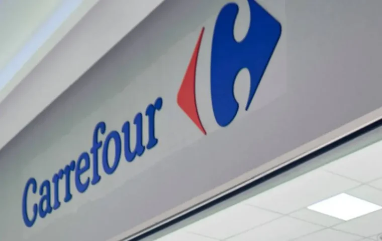 Il gruppo guidato da Angelo Mastrolia acquisisce Carrefour per un miliardo di euro