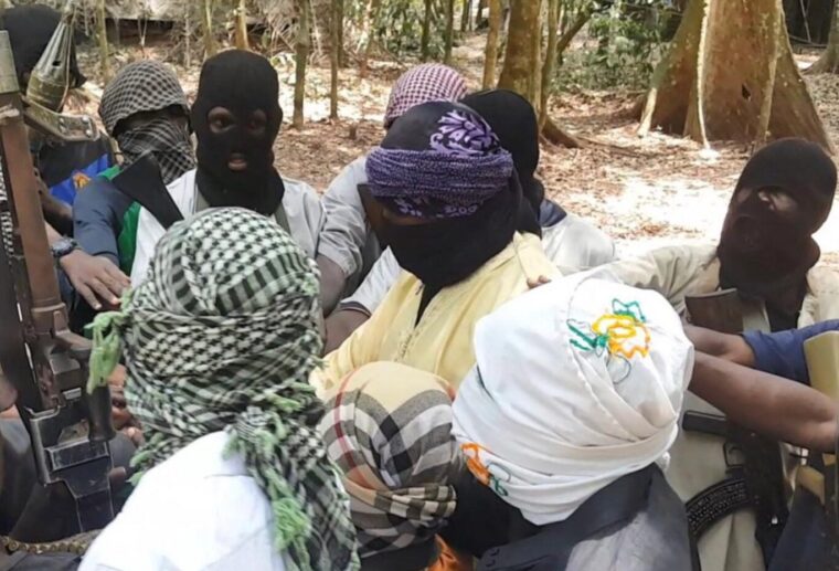 Attentato islamista in Congo fa decine e decine di morti