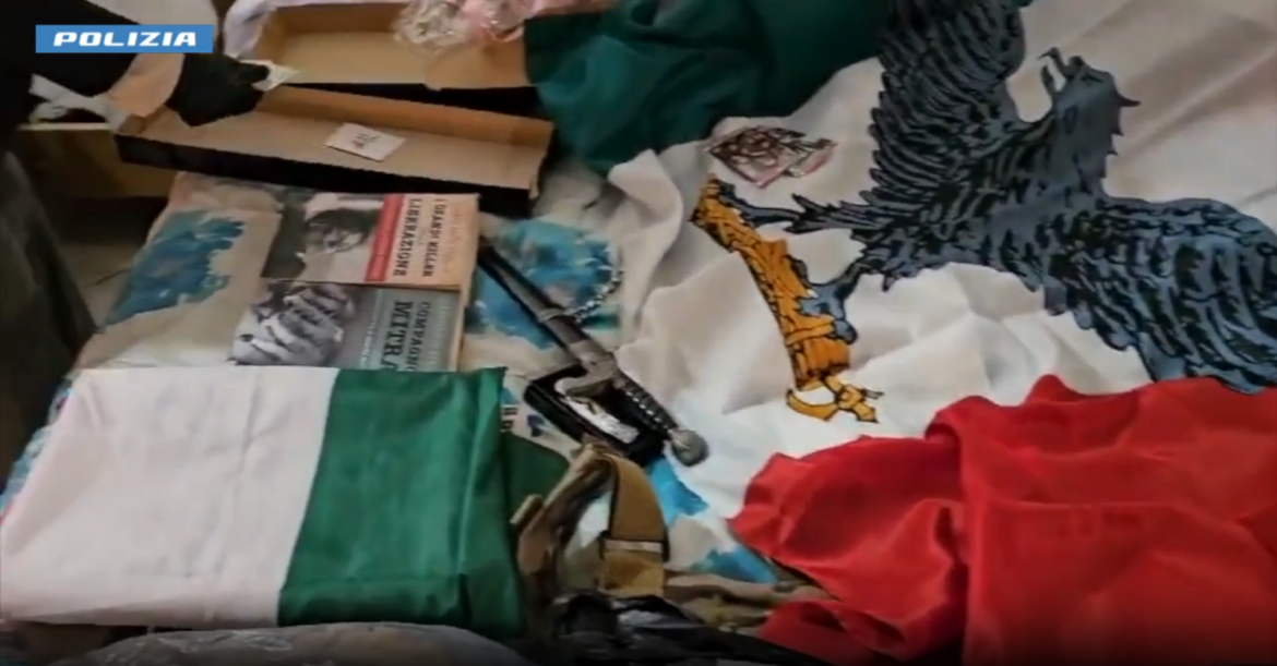 Diciassettenne pescarese arrestato a Perugia per terrorismo: progettava il suicidio dopo un attentato a scuola di matrice neonazista