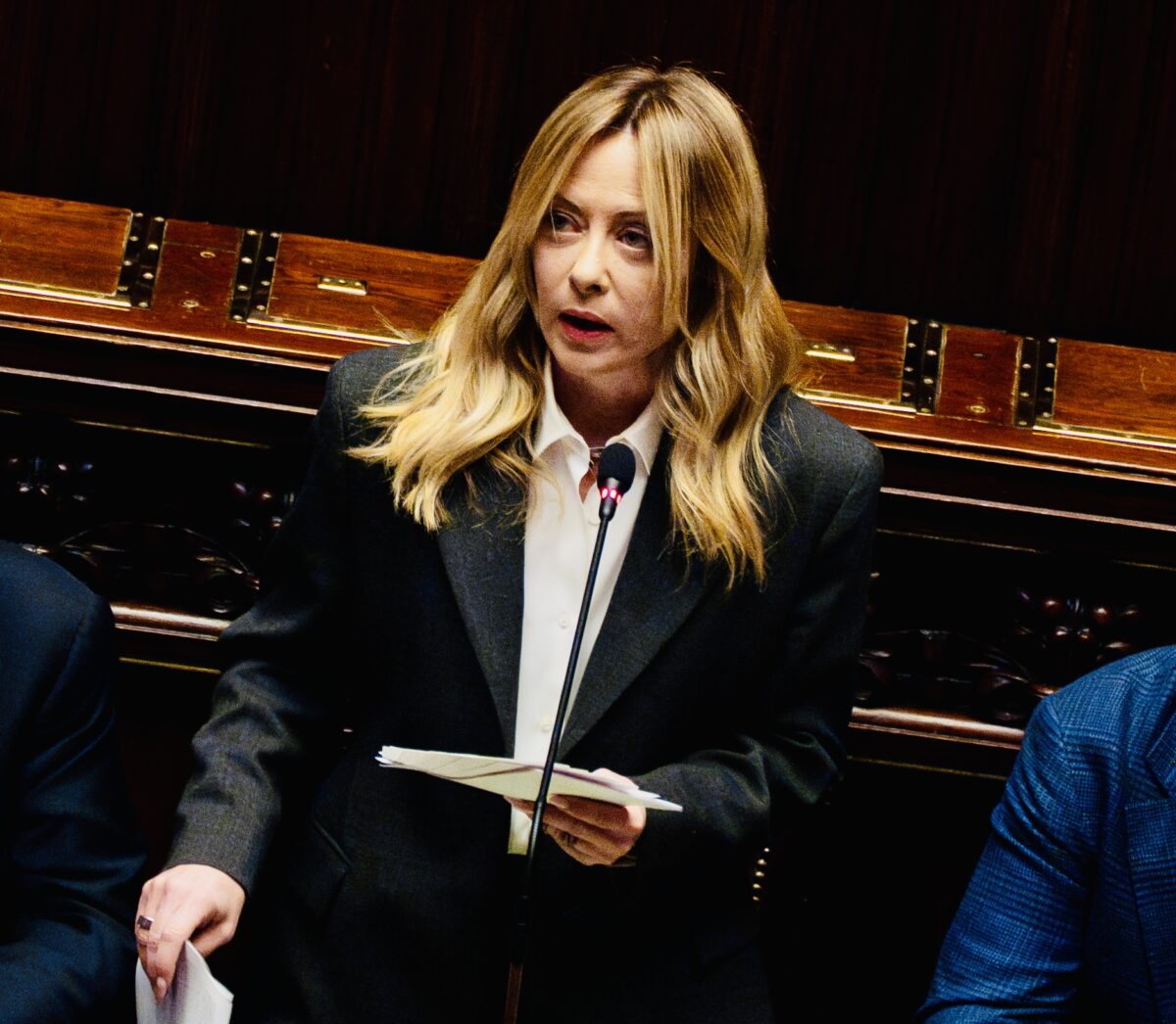 Giorgia Meloni e il raccontino del futuro che è già dietro le sue spalle